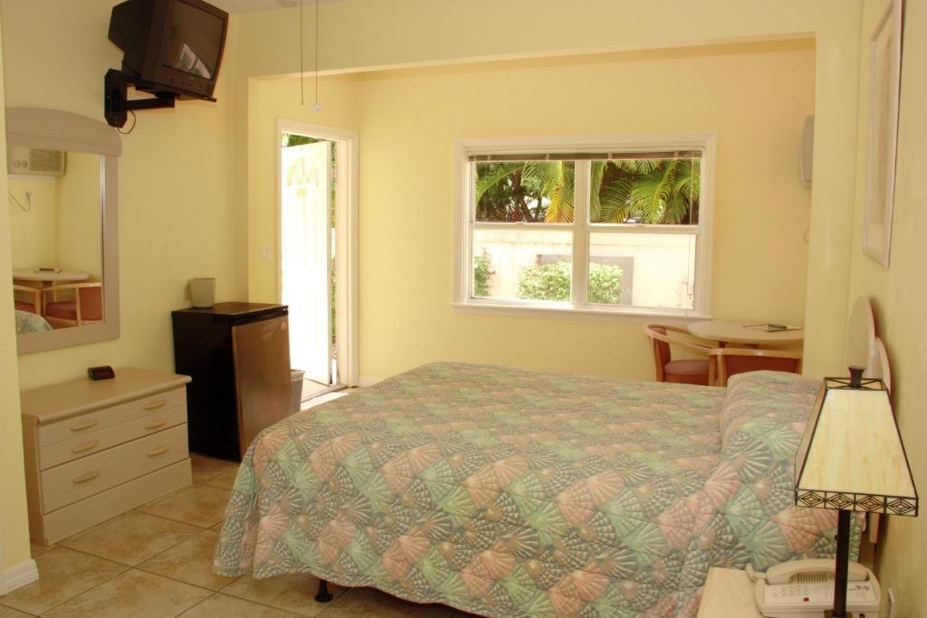 Rock Lake Resort Fort Myers Rum bild