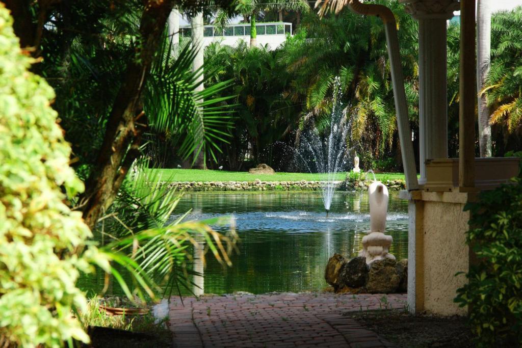 Rock Lake Resort Fort Myers Exteriör bild