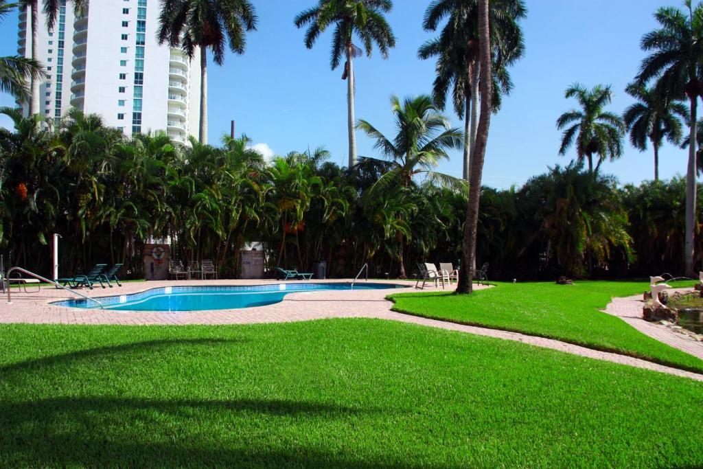 Rock Lake Resort Fort Myers Exteriör bild